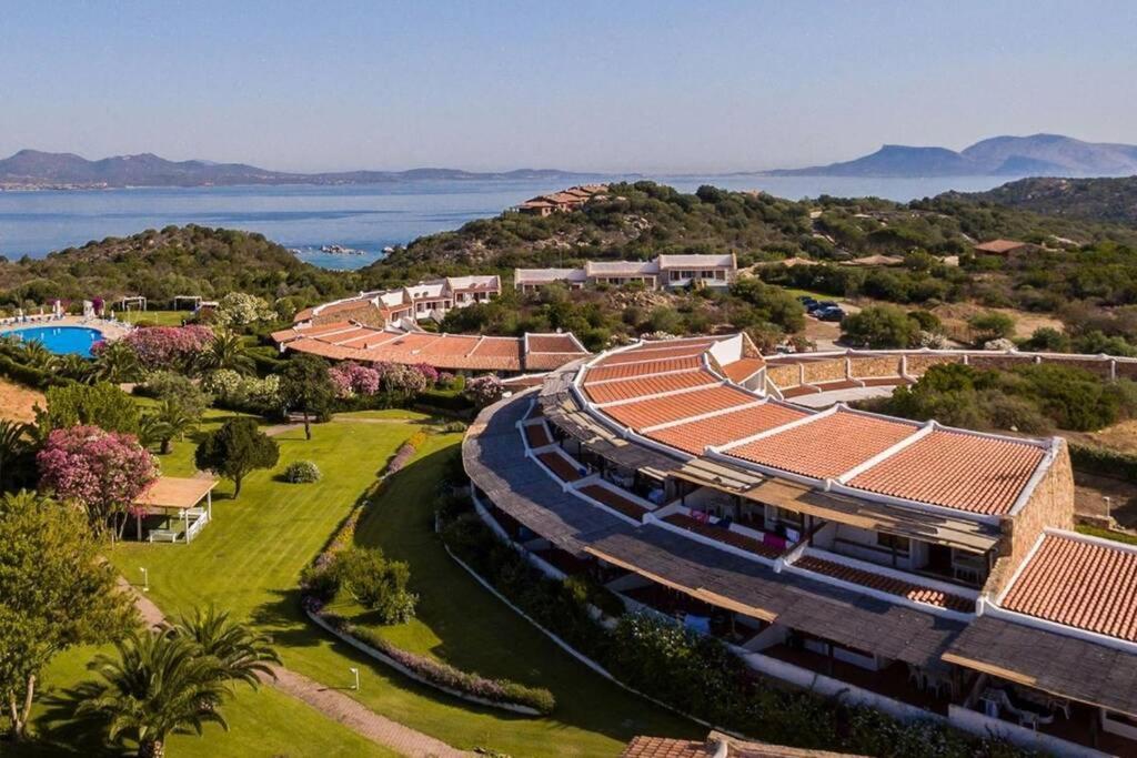 Boho Chic Beach Resort In Sardegna Porto Istana Ngoại thất bức ảnh